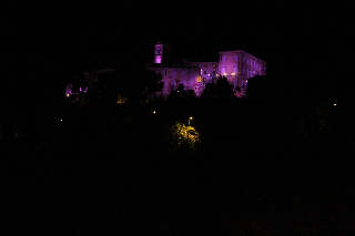 Giornata nazionale contro i disturbi alimentari, a Monteprandone il palazzo comunale illuminato di lilla